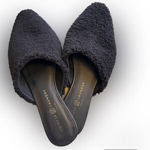 Chinese Laundry slip-on black faux fur mules 8.5 good pre-loved condition